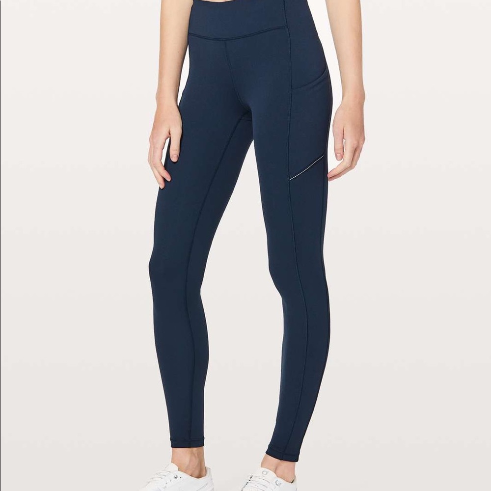 Lululemon Speed Up Tight Warp Tech Fleece 28" midnight navy only worn once